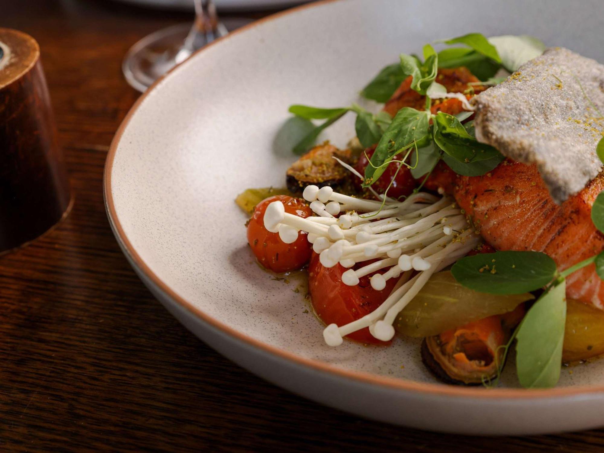 Pullman Sydney Olympic Park Hotel Exterior photo A salad with golden needle mushroom
