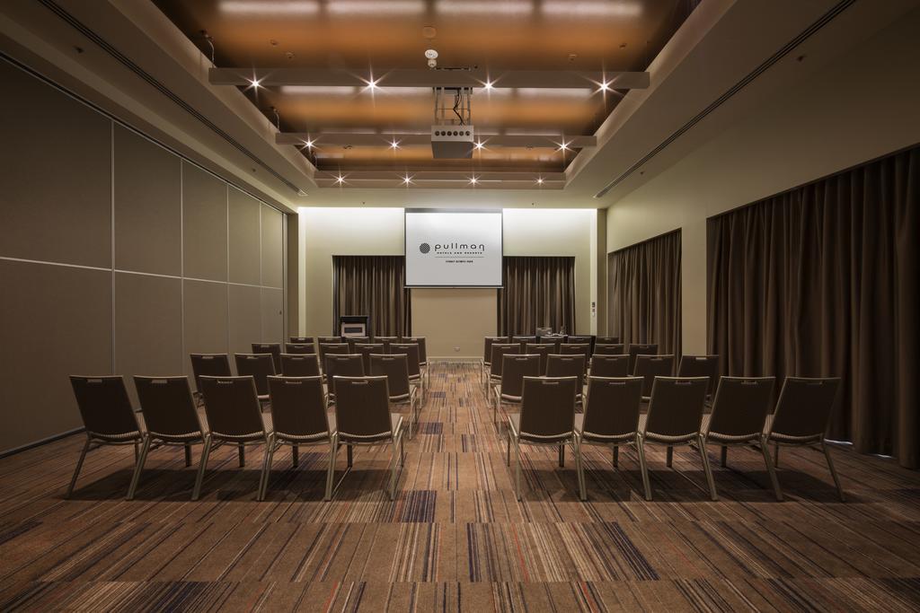 Pullman Sydney Olympic Park Hotel Exterior photo Meeting room